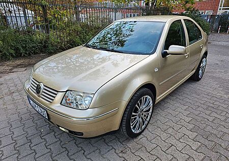 VW Bora Volkswagen 1.6 Lim. Pacific Automatik