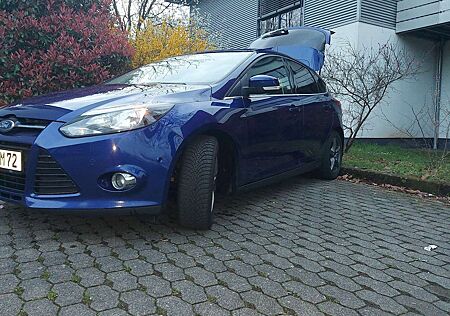 Ford Focus 1.6 TDCi ECOnetic 99g Start-Stopp-System SYNC Edit