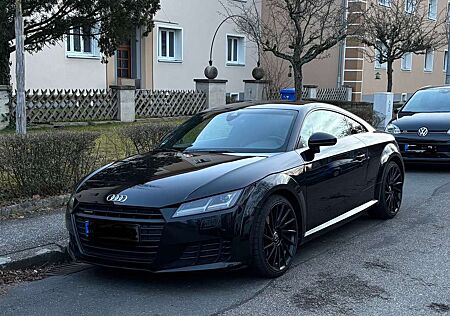 Audi TT 2.0 TFSI quattro s tronic / 8 fach