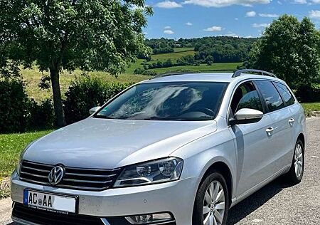 VW Passat Variant Volkswagen 2.0 Blue TDI DSG SCR Highline