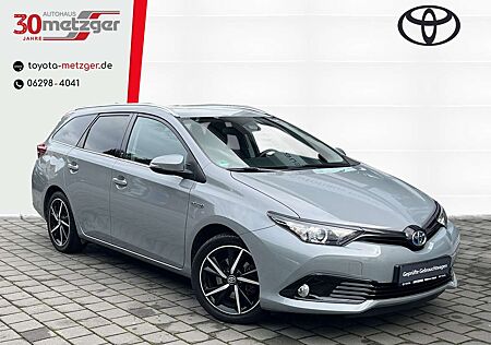 Toyota Auris Touring Sports Hybrid Team D