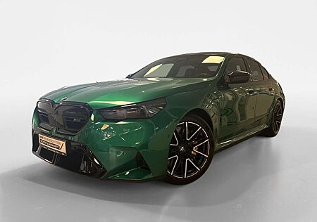BMW M5 Limousine