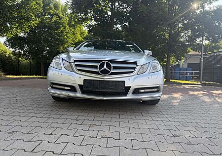 Mercedes-Benz E 350 CDI DPF Coupe BlueEFFICIENCY 7G-TRONIC Elegance
