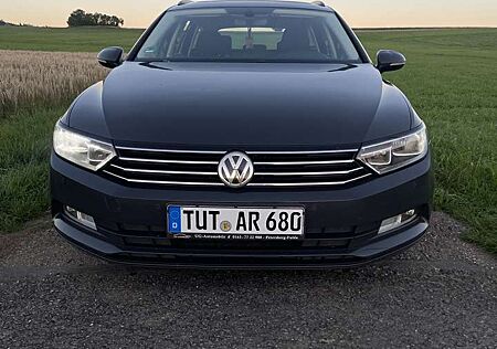 VW Passat Variant Volkswagen 1.6 TDI Trendline