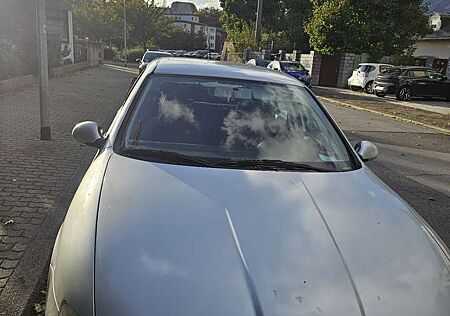 Seat Leon 1.6 16V Magma