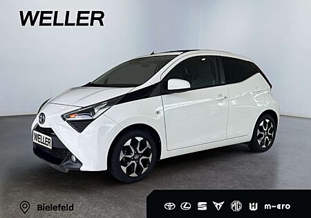 Toyota Aygo x-play Team Deutschland *KAMERA*KLIMA*PDC*ALU