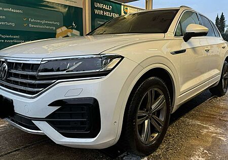 VW Touareg Volkswagen Elegance R Line