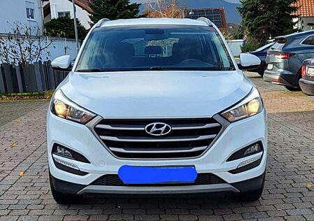 Hyundai Tucson blue 1.6 GDi 2WD Premium