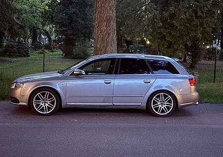 Audi A4 Avant 3.2 FSI quattro tiptronic