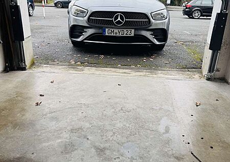 Mercedes-Benz E 220 d 9G-TRONIC AMG Line