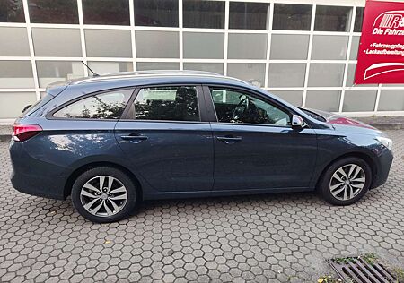 Hyundai i30 Kombi 1.0 T-GDI Premium