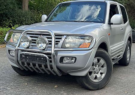 Mitsubishi Pajero 3,5 GDI Elegance|KLIMAAUT.|LEDER|AUTOMATI