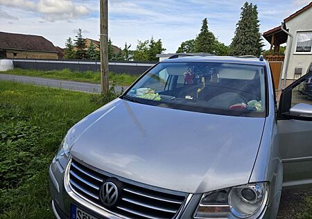 VW Touran Volkswagen 1.9 TDI DPF Blue Motion Trendline