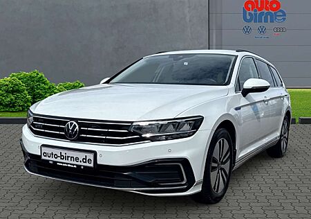 VW Passat Volkswagen Plug-In 1.4 TSI Hybrid GTE Navi Massagesitze LED S