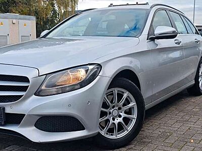 Mercedes-Benz C 180 d Leichte Brandschaden Kabelbrand