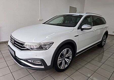 VW Passat Alltrack Volkswagen 2.0 TDI 4M Matrix Panorama Kamera Memory DAB