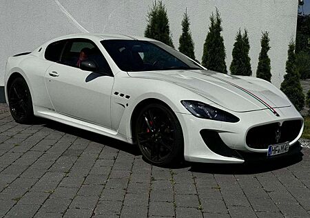 Maserati GranTurismo S MC Automatik *ALU*LEDER*KLIMA*PDC