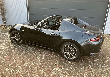 Mazda MX-5 RF 2.0 Sports-Line, Automatik, 8fach bereift