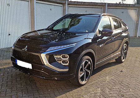 Mitsubishi Eclipse Cross Plug-In Hybrid 4WD Plus Select