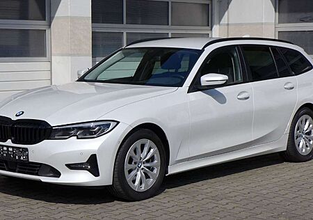 BMW 318 d Touring/Head-Up/Standheizung/Kamera/ACC