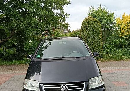 VW Sharan Volkswagen 2.0 TDI Neuer Motor Neue Einspritzdüsen SHZ AHK