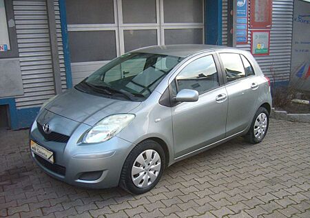 Toyota Yaris Sol 1 H KD BRE KLi TÜV NEU TOP