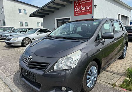 Toyota Verso Edition 2l / Sitzer Euro 5