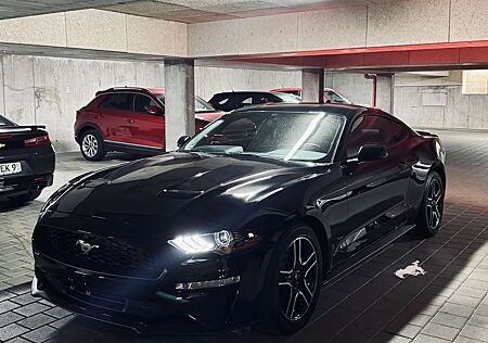 Ford Mustang 2.3 Eco Boost Aut.