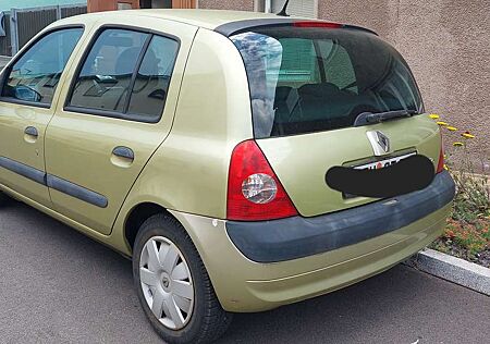 Renault Clio 1.2 16V Emotion