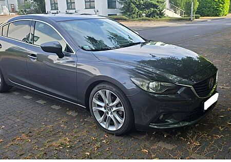 Mazda 6 6 Stufenheck Diesel SKYACTIV-D 175PS i-ELOOP Sports-Line BOSE Leder Navi Keyless Kamera Scheckheft Standheizung Tempomat