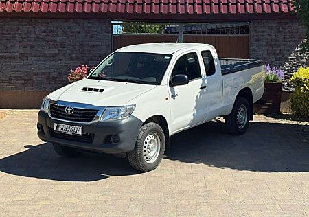 Toyota Hilux Extra Cab 4x4*1.Hand*Scheckheft*AHK*