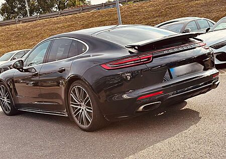 Porsche Panamera 4 Executive