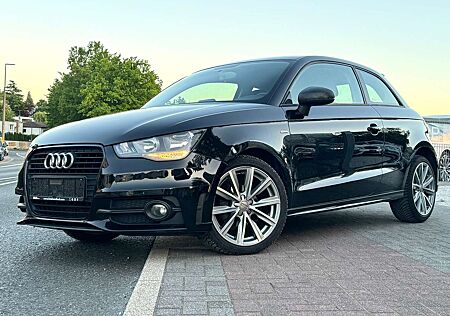 Audi A1 S line Edition Black Scheckheft Navi Sitzheiz