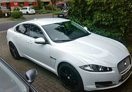 Jaguar XF 2.2 Diesel