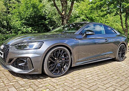 Audi RS5 Coupe TFSI quattro tiptronic
