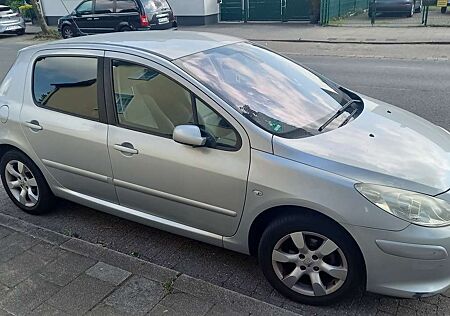 Peugeot 307 110 Quiksilver