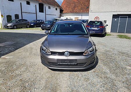 VW Golf Volkswagen Trendline BMT