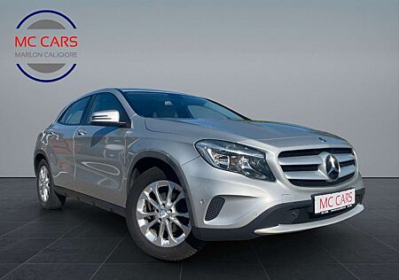 Mercedes-Benz GLA 200 GLA /STANDHEIZUNG/NAVI