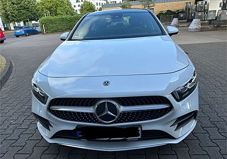 Mercedes-Benz A 220 4Matic 7G-DCT AMG Line