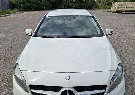 Mercedes-Benz A 180 d 7G DCT