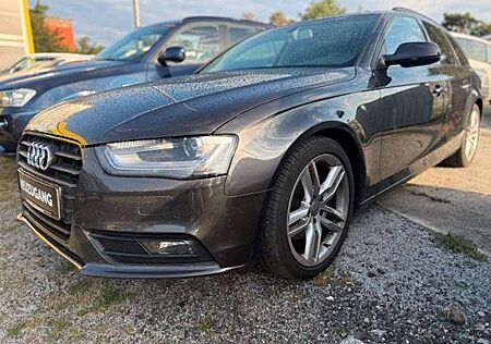 Audi A4 Avant S-LINE ALU XENON LEDER NAVI AHK SHZ