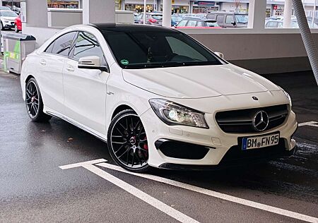 Mercedes-Benz CLA 45 AMG Performance Klappenauspuff