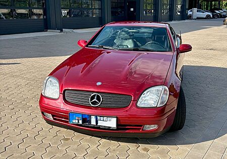 Mercedes-Benz SLK 200