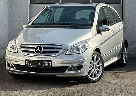 Mercedes-Benz B 200 Autom.*XENON*NAVI*ALU*SHZ*PANO*AHK*TÜV NEU
