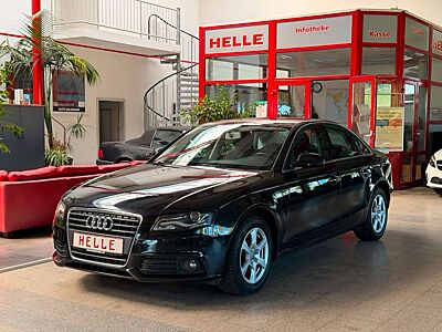 Audi A4 Lim. Attraction *SITZHEIZUNG+