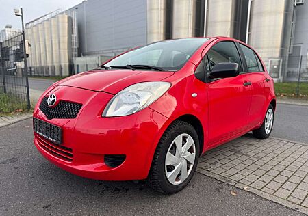 Toyota Yaris Cool KLIMA TÜV ALLWETTERREIFEN 2.HAND