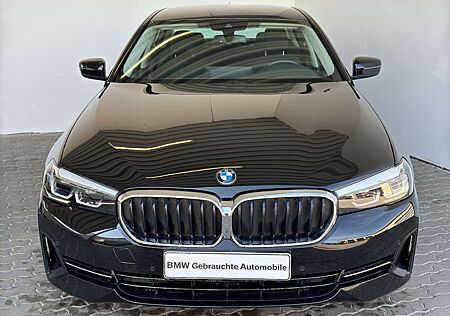 BMW 520 iA Lim. Navi.LED.DriveAs.RüKam.AHK.WLAN.DAB