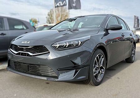 Kia Cee'd Ceed / 1.5 T-GDI DCT Spirit UVP 35.779 EUR