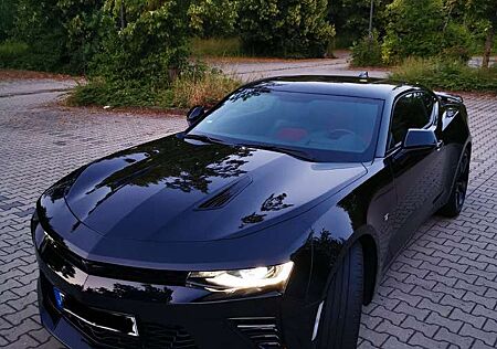 Chevrolet Camaro Coupe 6.2 V8 Aut. EU Model Kein Import Unfallfrei