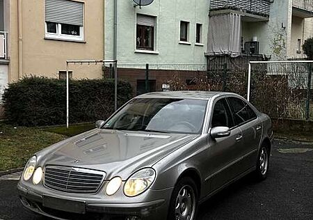 Mercedes-Benz E 200 Kompressor Automatik Classic